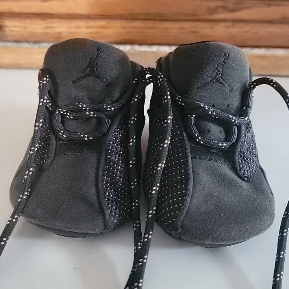 AIR JORDAN INFANT BABY SHOES BLACK SUEDE SIZE 3 ATHLETIC